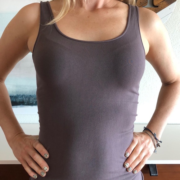NWT Avocado Tank Top - Picture 3 of 4